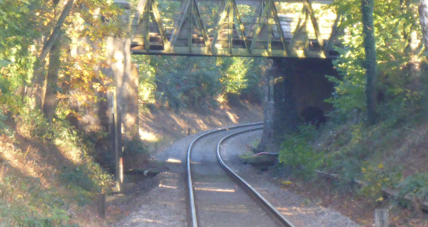 Bahnbrücke in Lage nähe Schötmarsche Straße