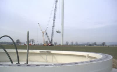 Bau der Windenergieanlagen in Lage-Hagen im Jahr 2011
