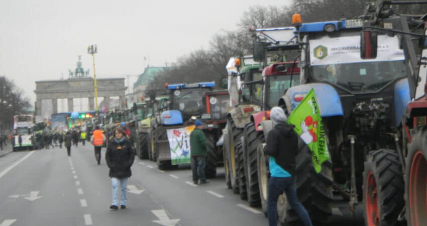 Viele Landwirte nahmen mit ihren Traktoren an der Demo teil (Bild aus 2018)