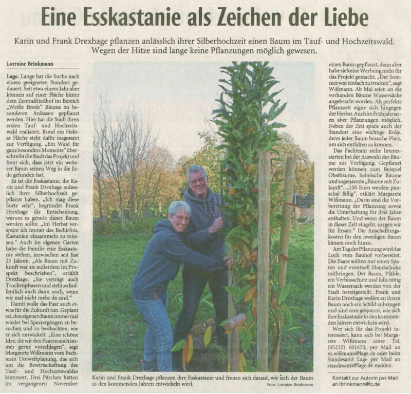 LZ 17.11.22 Frank Drexhage und seine Frau pflanzen Baum im Hochzeitswald